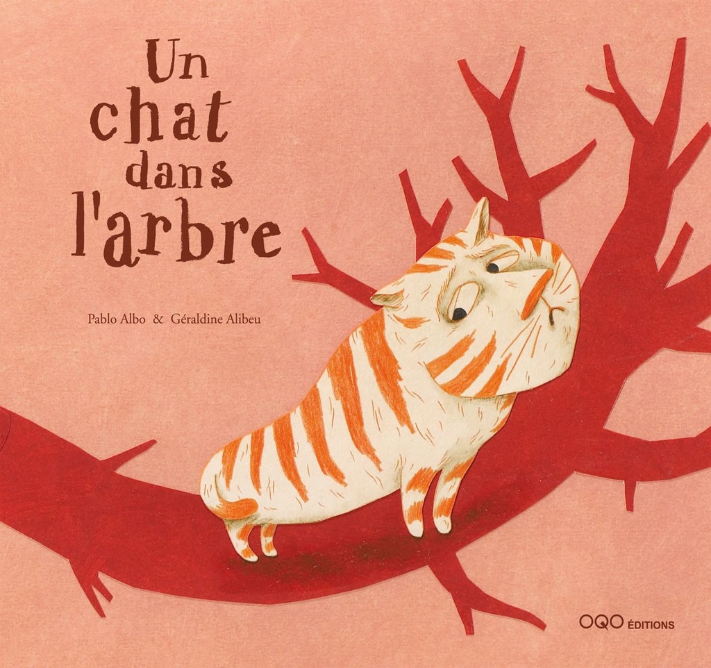 Un chat dans l´arbre