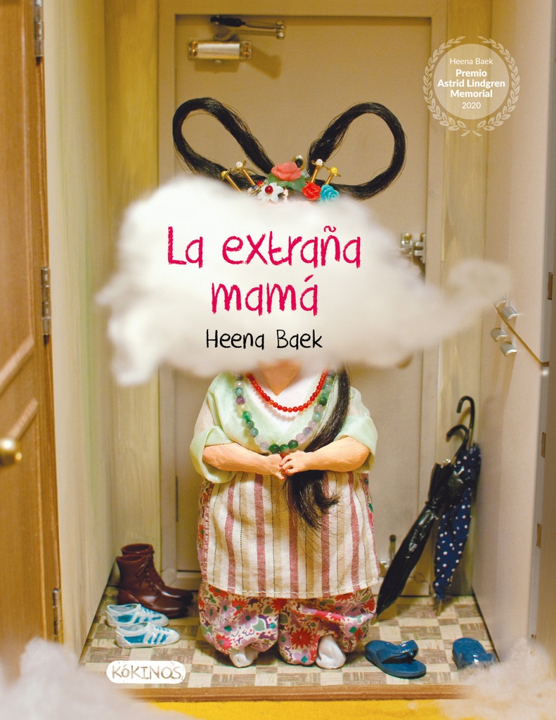 La extraña mamá