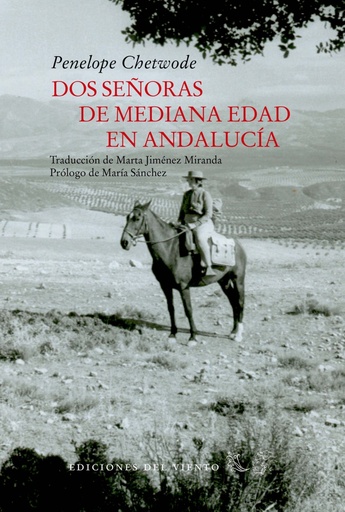 [9788418227479] Dos señoras de mediana edad en Andalucía